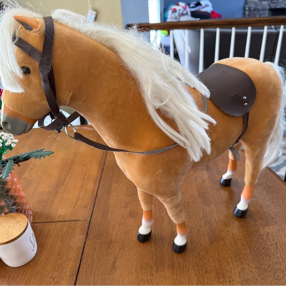 American Girl Tan Plush Horse with White Mane and Brown Saddle - Picture 2 of 2